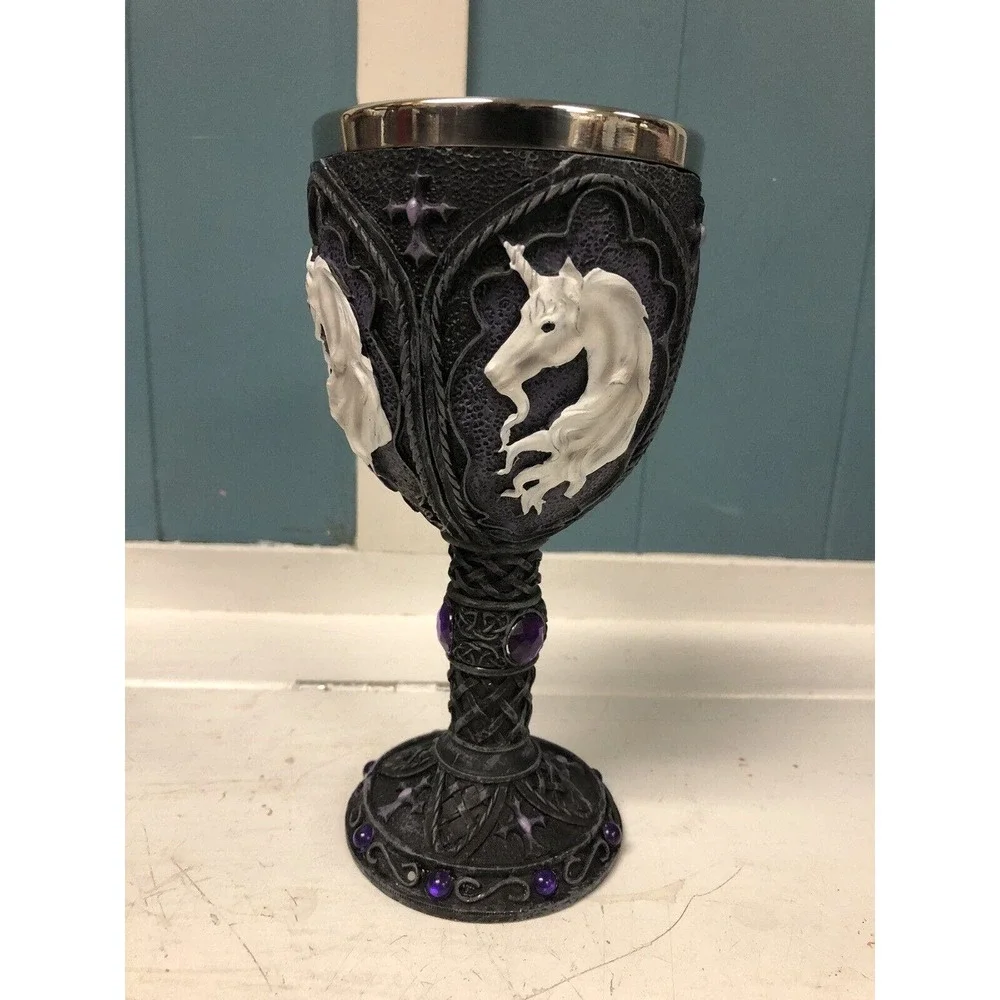 Medieval Royal Unicorn‎ Goblet Resin 7